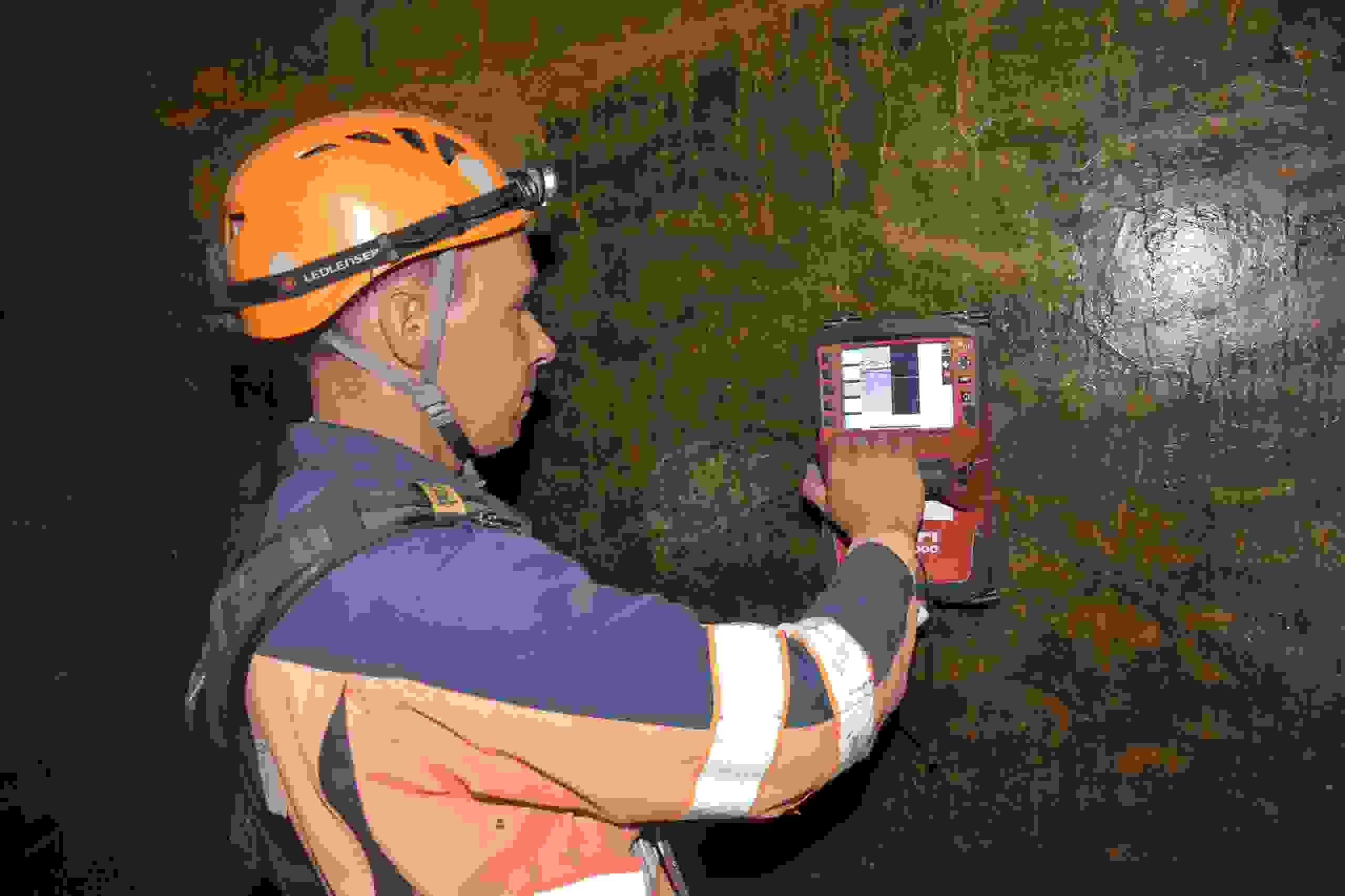 Inspection non destructive des armatures sur la paroi extérieure au moyen du géoradar.