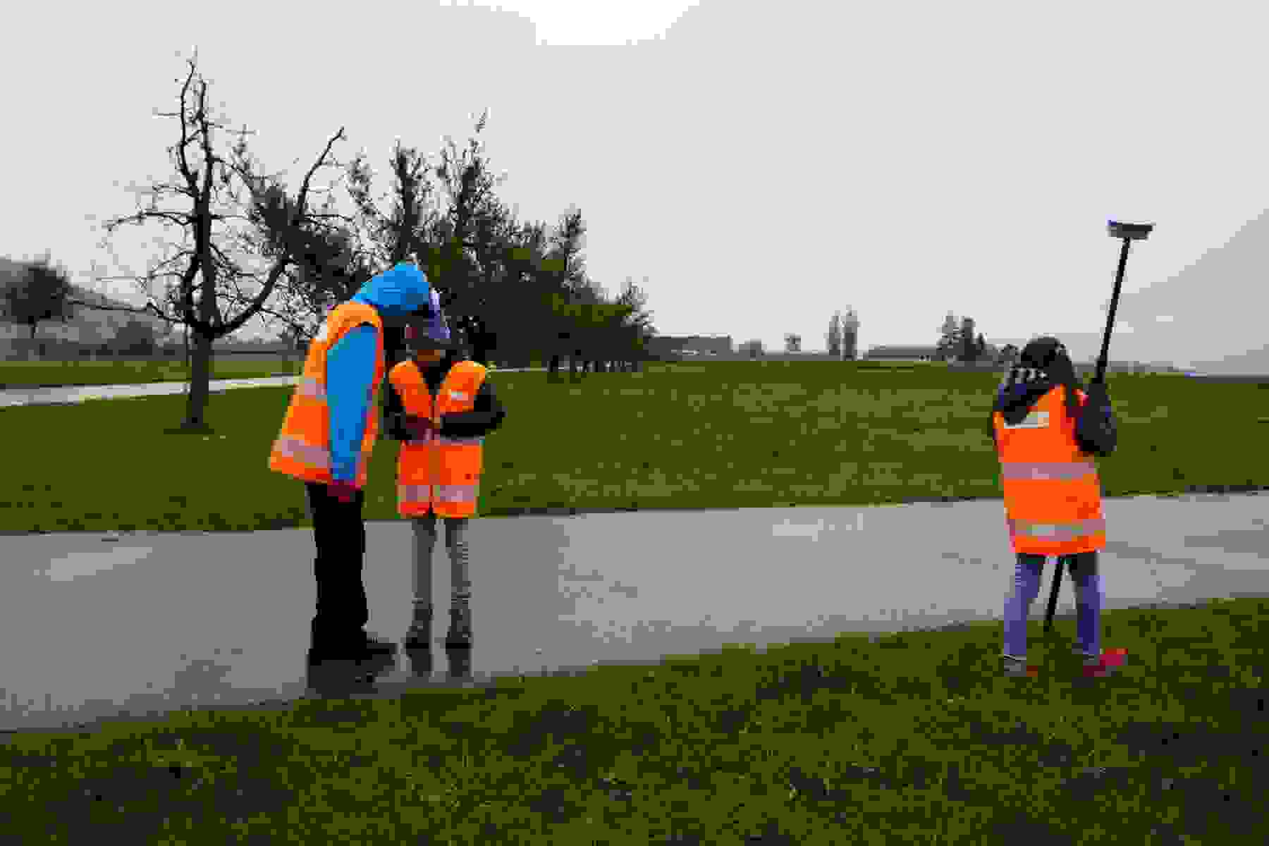 "Chasse au trésor" avec un GPS.