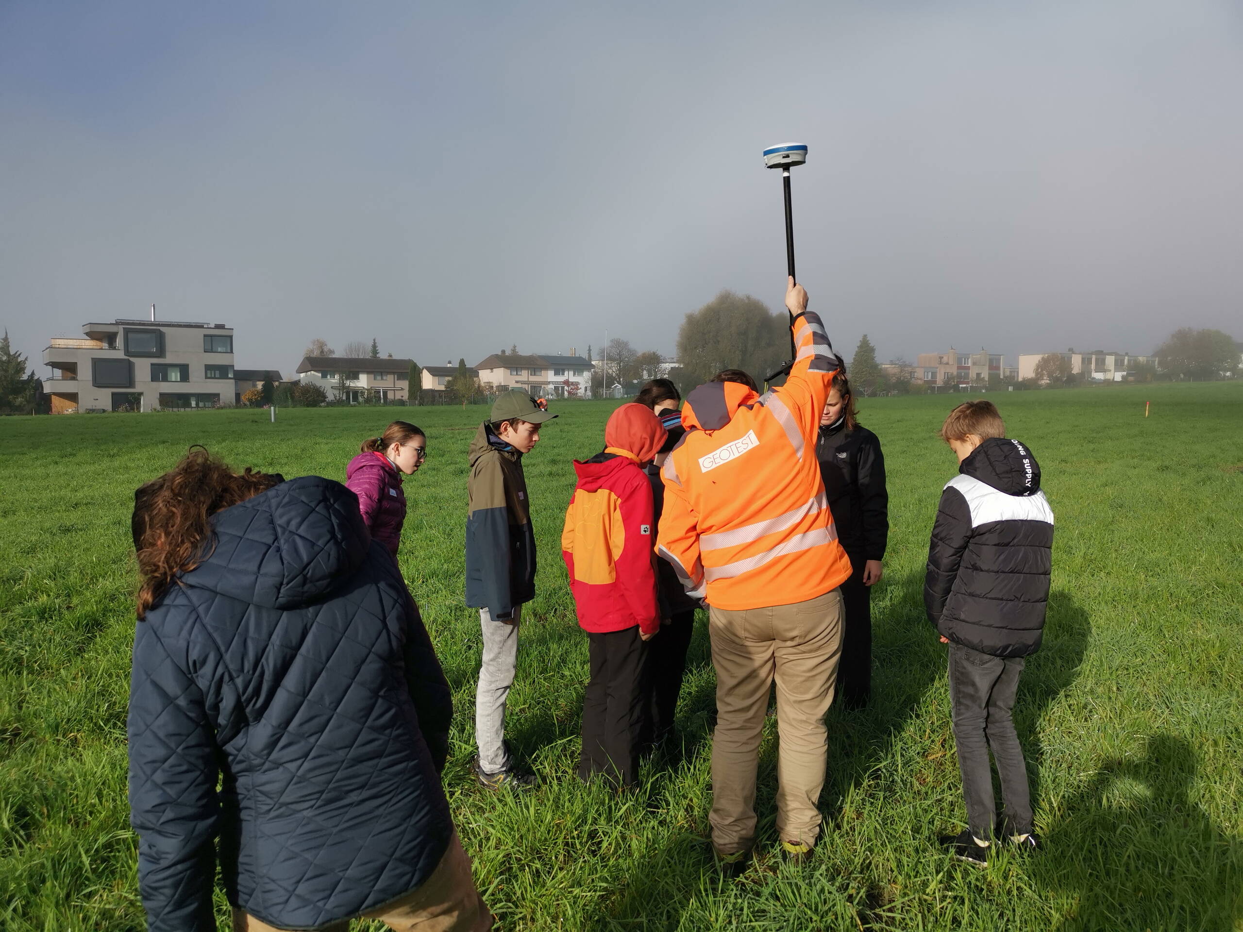 L'emplacement pour le sondage par battage est déterminé. L'emplacement pour le sondage par battage est déterminé.