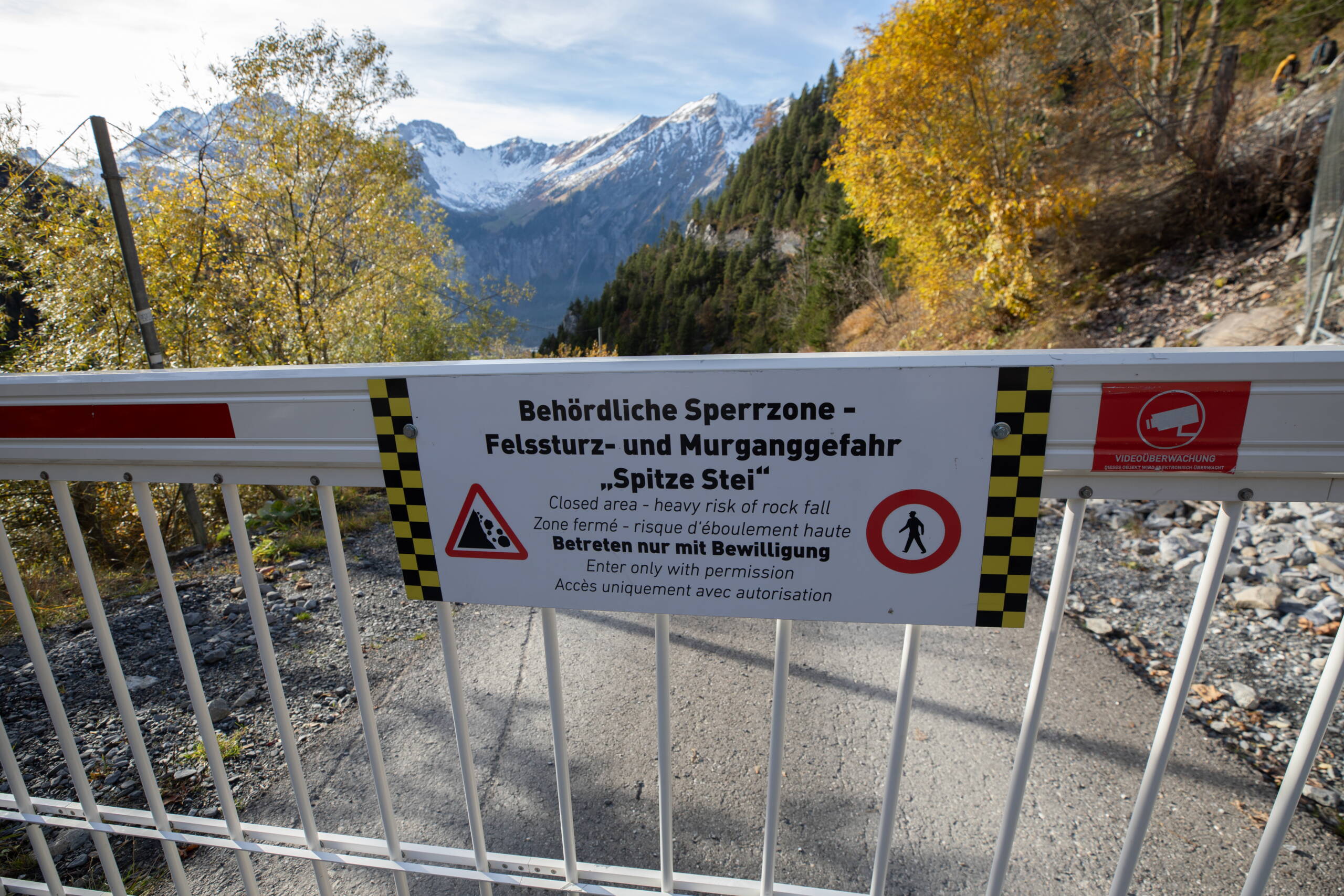 Le chemin d'origine qui longe l'Öschibach est fermé au public. v