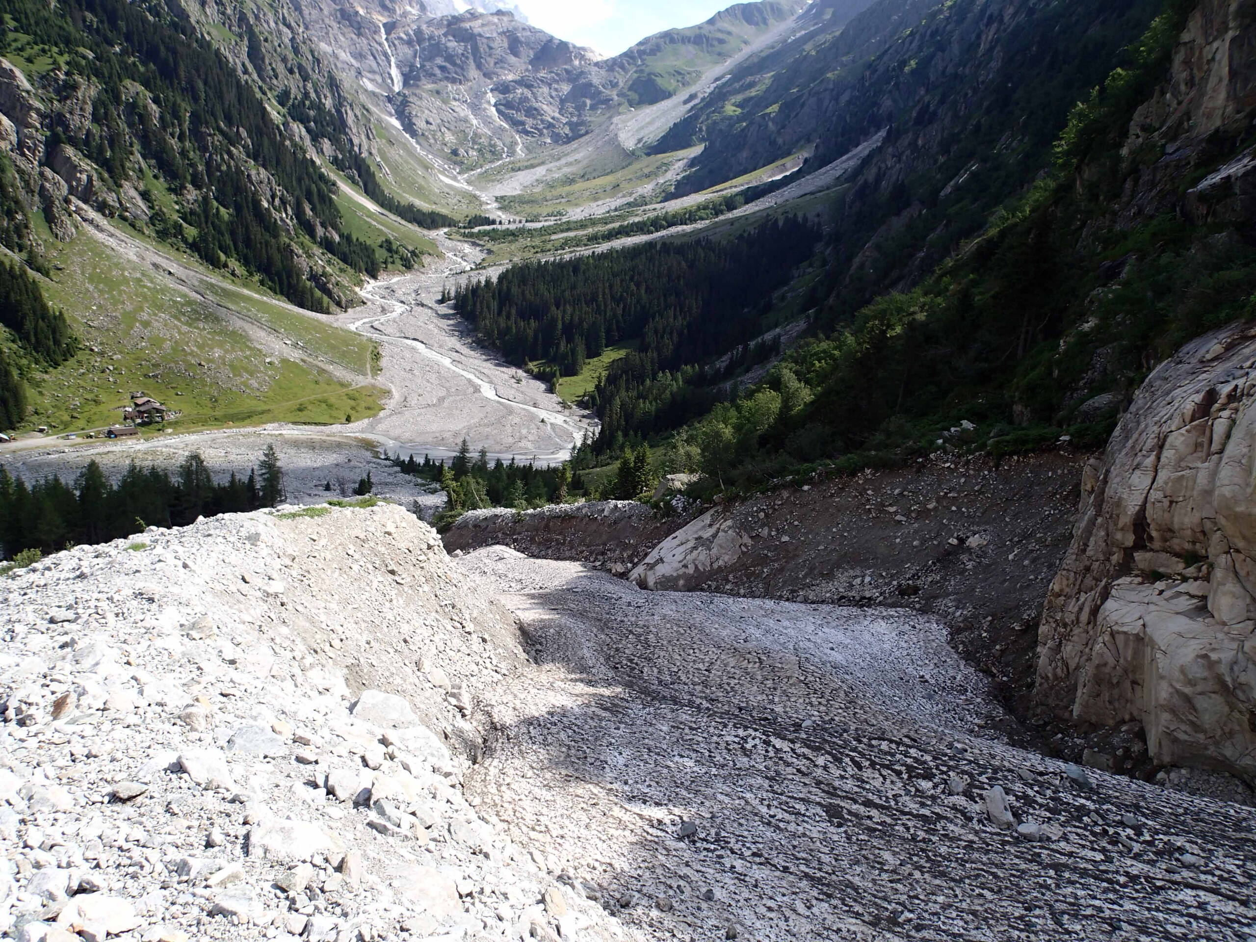 Geomorphologischen Geländeaufnahmen sind entscheidend. Geomorphologischen Geländeaufnahmen sind entscheidend.