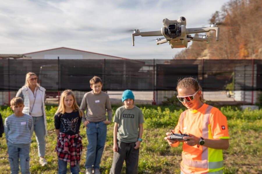 GEOTEST utilise différents modèles de drones en fonction du type de mission. GEOTEST utilise différents modèles de drones en fonction du type de mission.