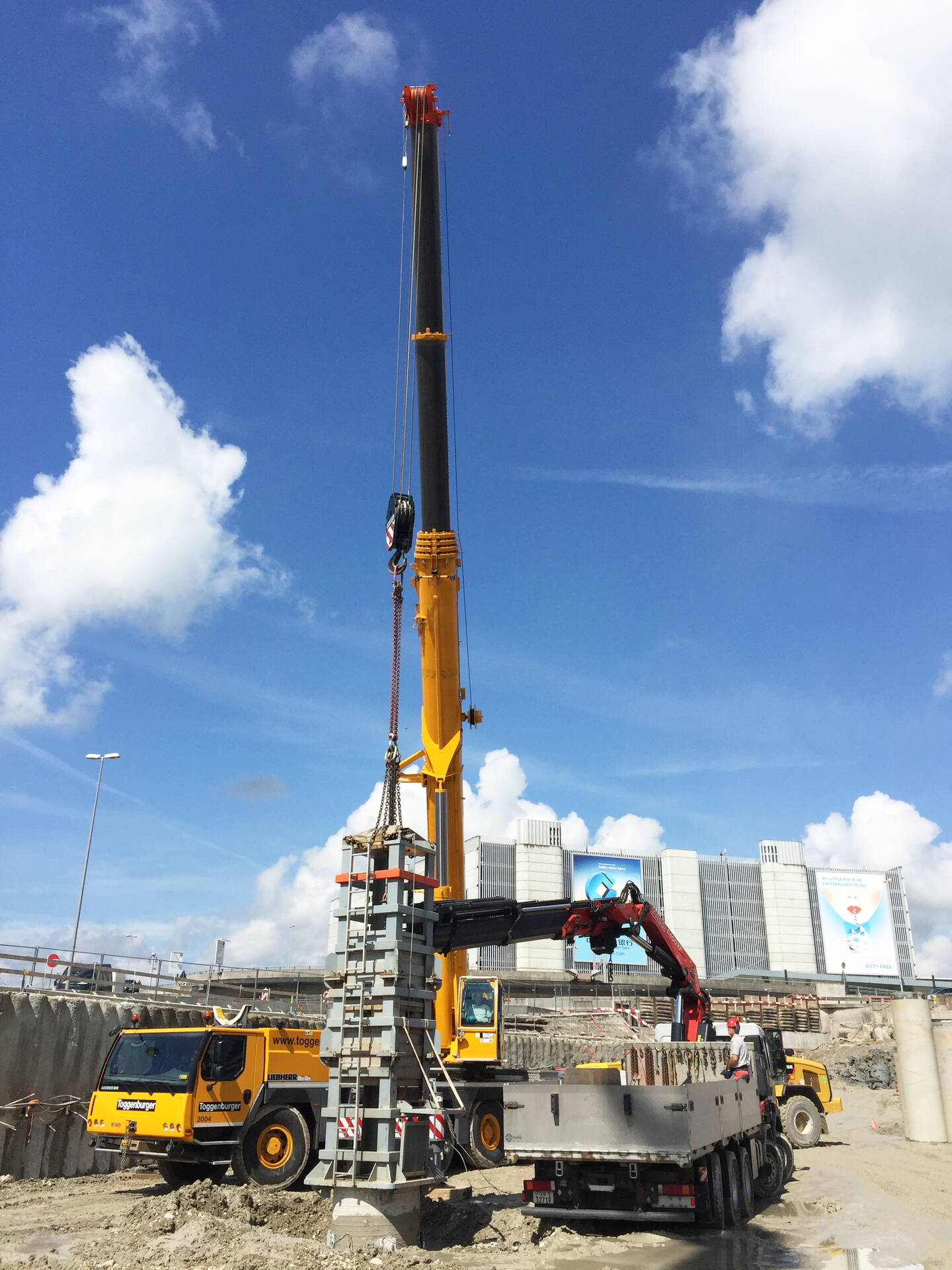 Dynamische Pfahlprüfungen am Bohrpfahl.