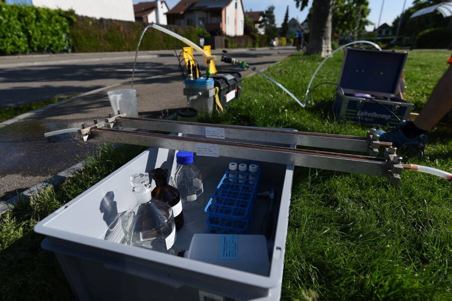 Probenahmegefässe für eine umfangreiche und anspruchsvolle Grundwasseranalytik. Probenahmegefässe für eine umfangreiche und anspruchsvolle Grundwasseranalytik.