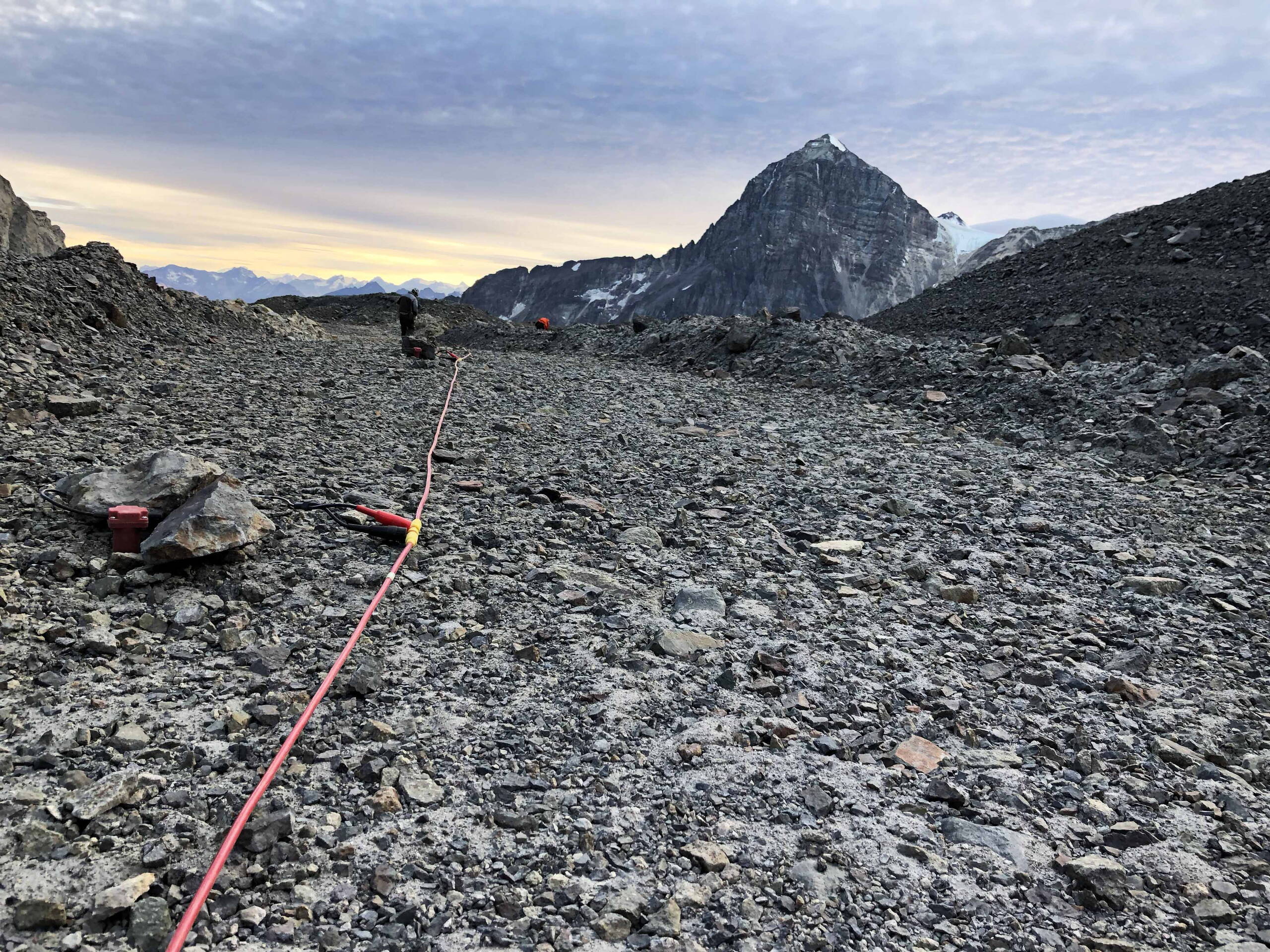 The high-Andean environment poses particular challenges for the field team. The high-Andean environment poses particular challenges for the field team.