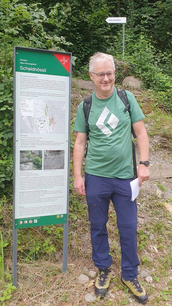 Geotest AG Peter Spillmann, collaborateur du GEOTEST et guide compétent à travers le Scheidnössli.