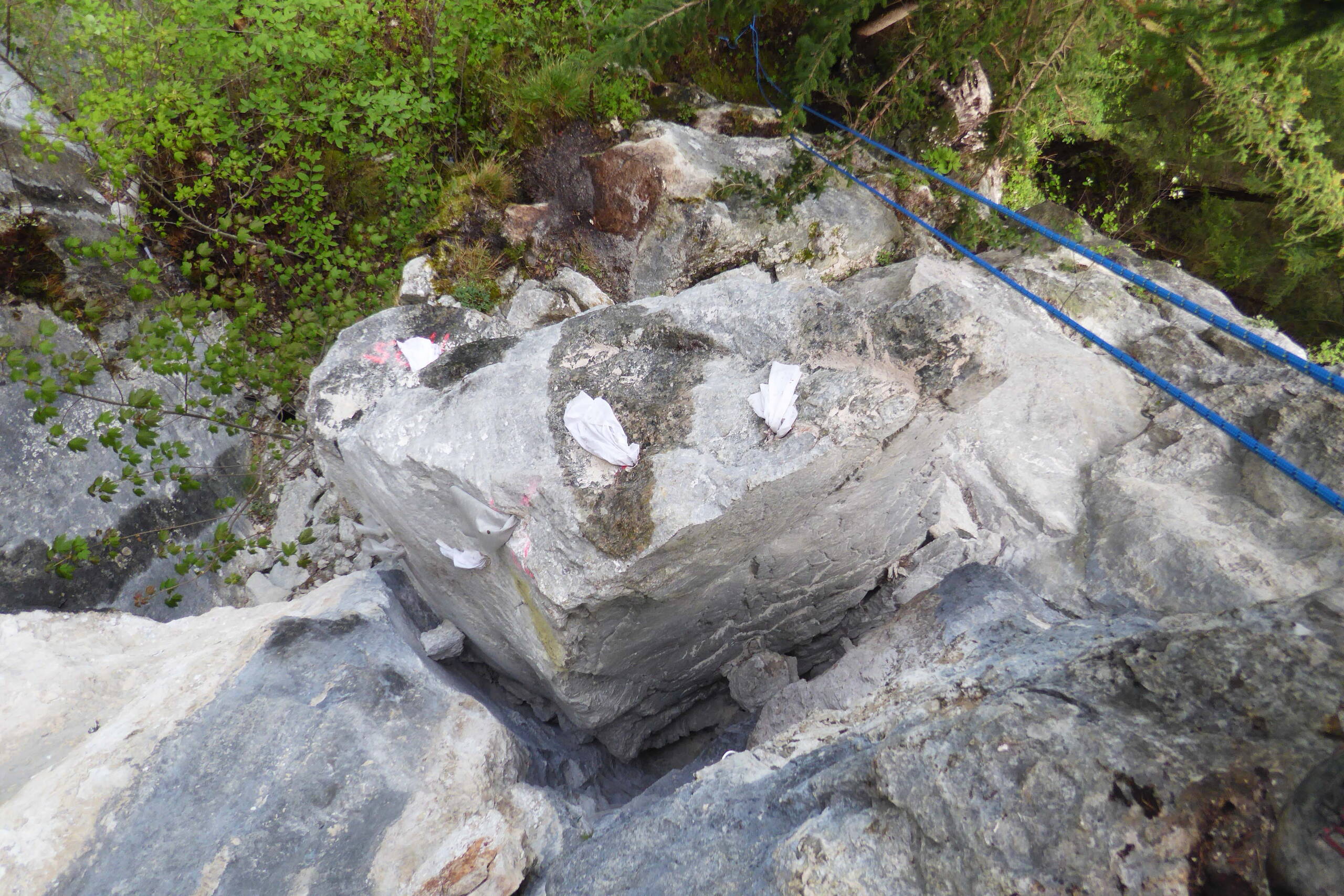 Loaded detonation holes. Loaded detonation holes.