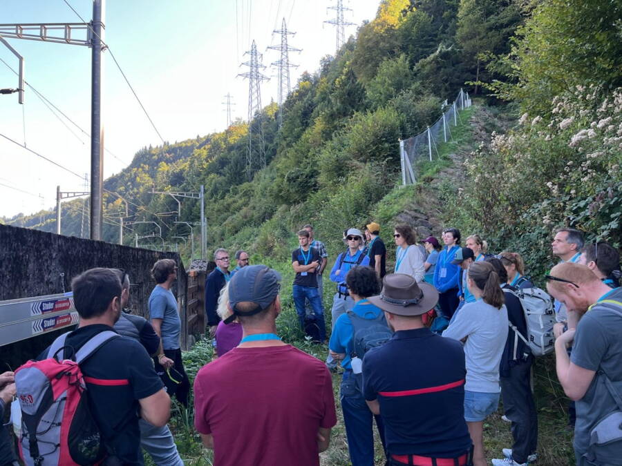 Direkt am Gleis wird das Integrale Schutzkonzept der SBB erklärt. Direkt am Gleis wird das Integrale Schutzkonzept der SBB erklärt.