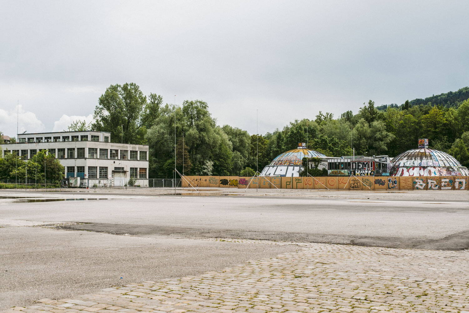 Le site après l‘assainissement réussi des sites contaminés. Le site après l‘assainissement réussi des sites contaminés.
