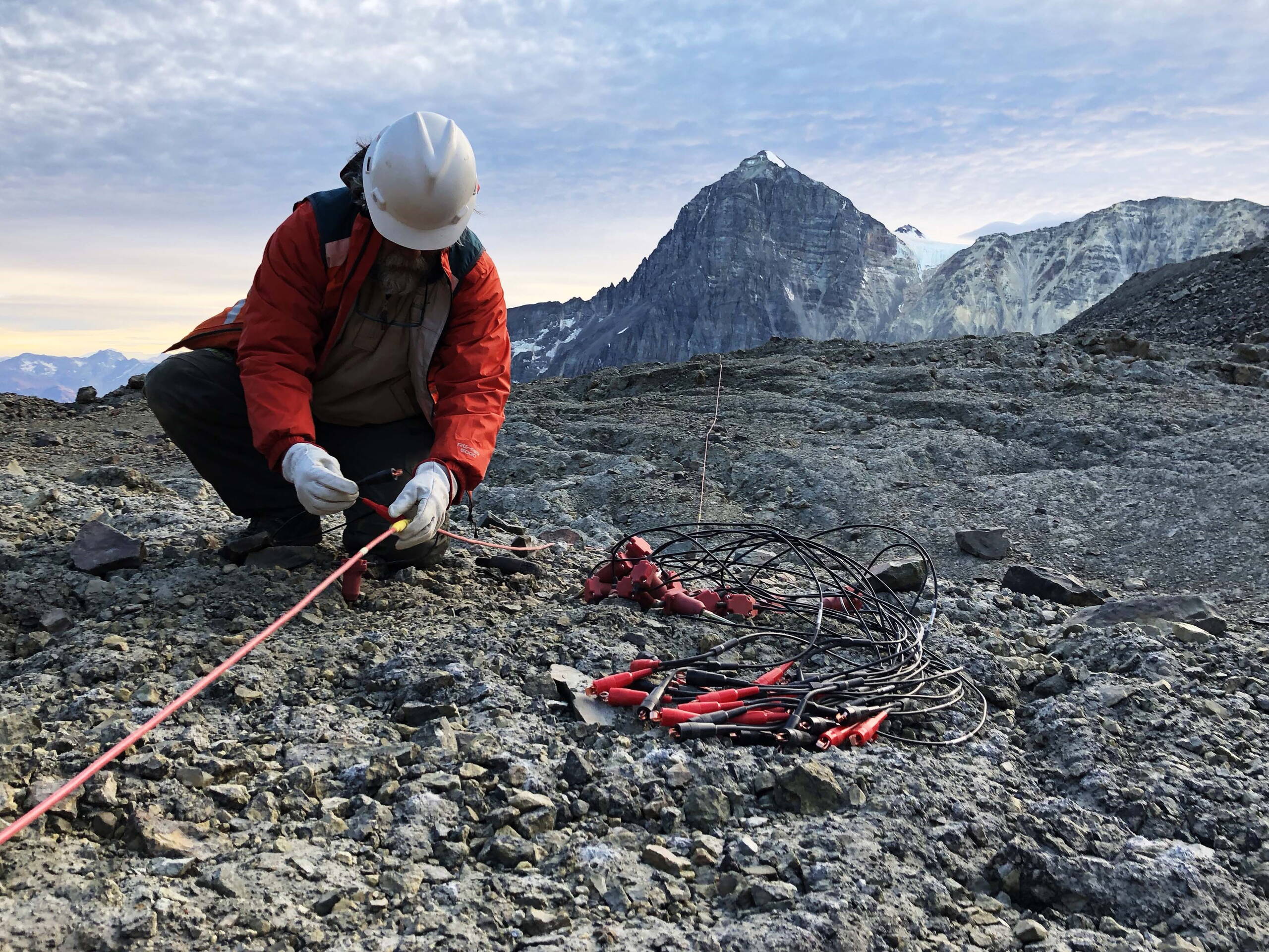 Hochaufgelöste seismische und geoelektrische Messungen geben Auskunft über die Zusammensetzung des Untergrundes.