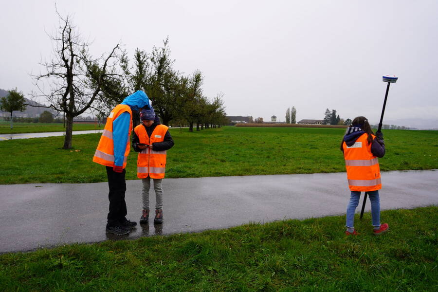 "Chasse au trésor" avec un GPS.