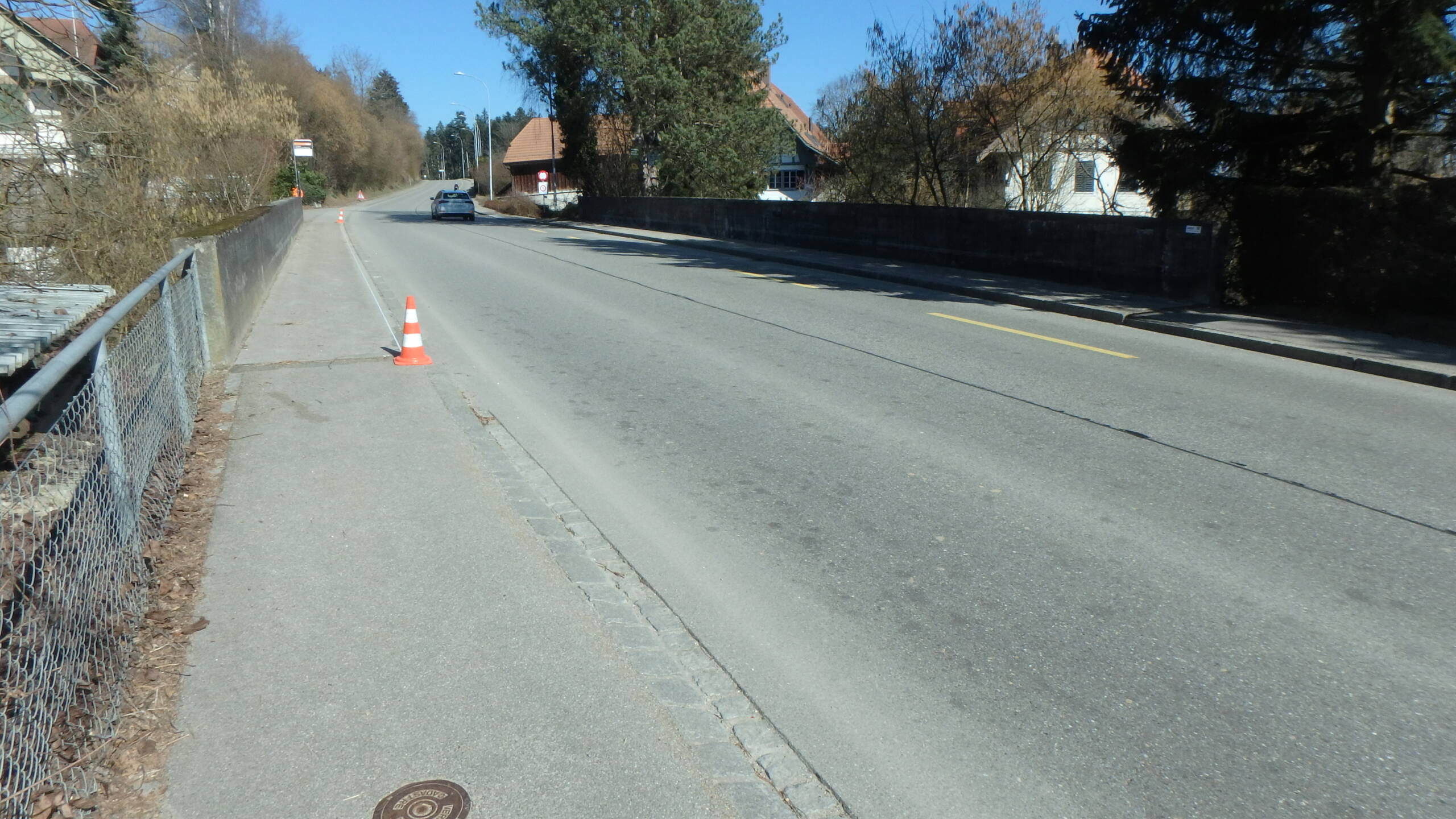 Die Kräiligen-Brücke fällt von oben nicht auf.  Die Kräiligen-Brücke fällt von oben nicht auf.