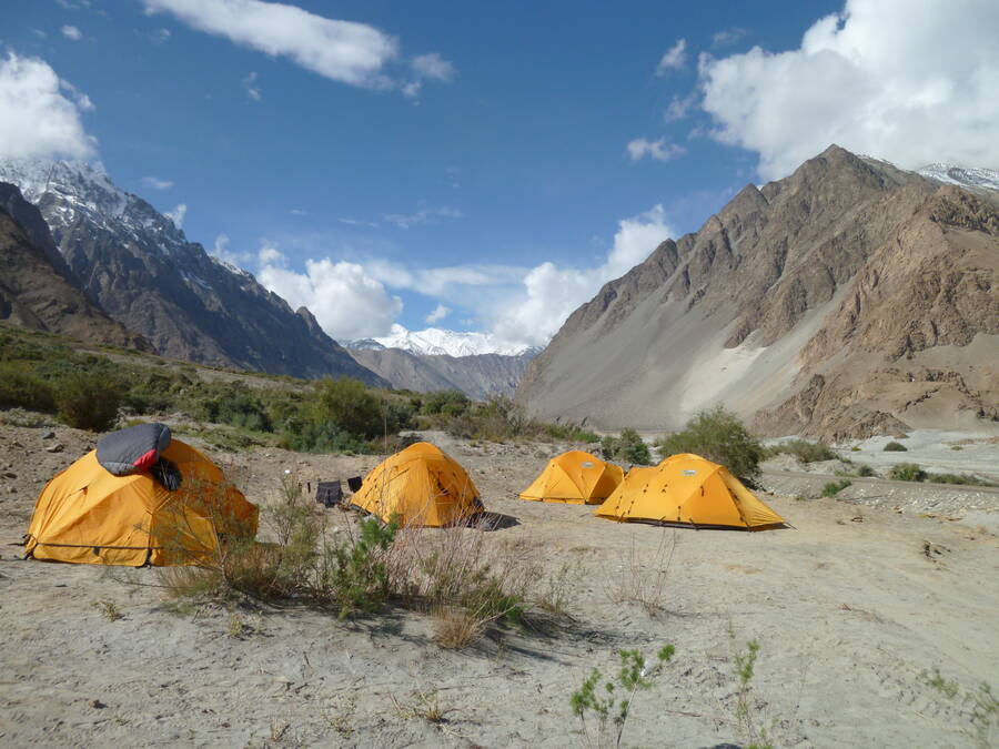 Das idyllische Camp, wo das Team fünf Tage übernachtete. Das idyllische Camp, wo das Team fünf Tage übernachtete.